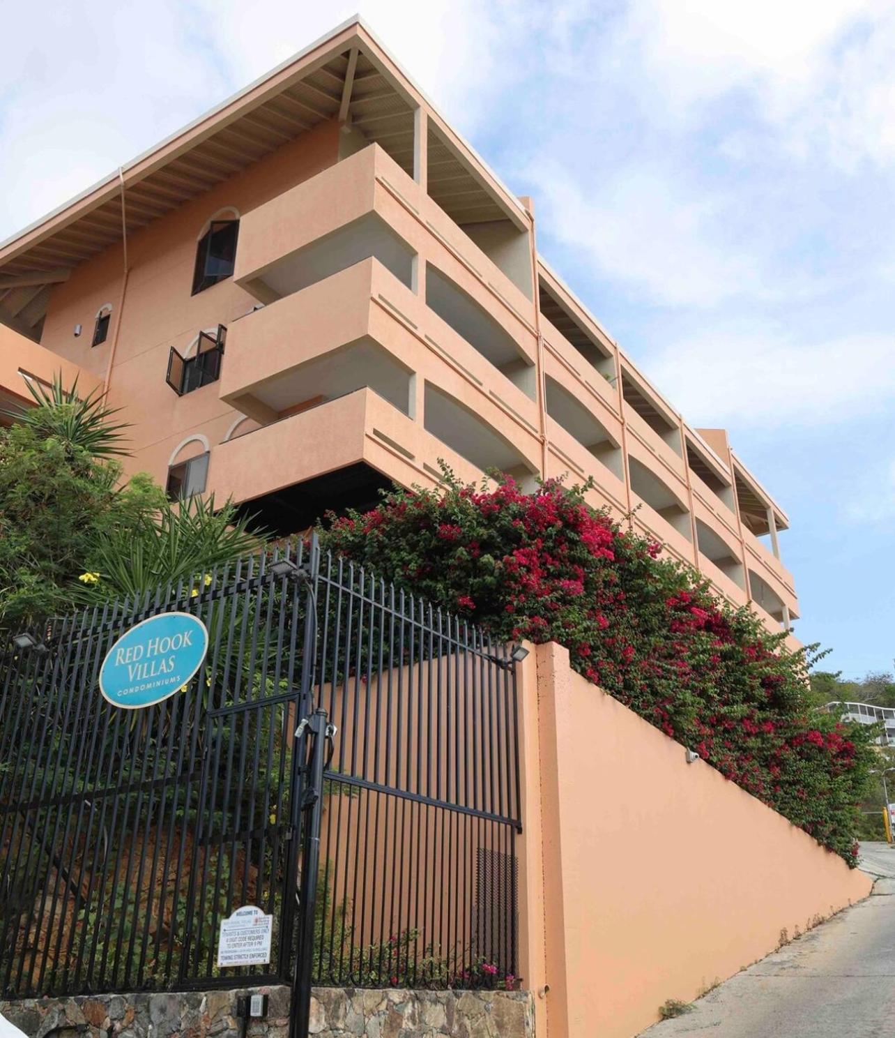 Couples Getaway 1Bed 1Bath Condo In Red Hook Nazareth Exteriör bild
