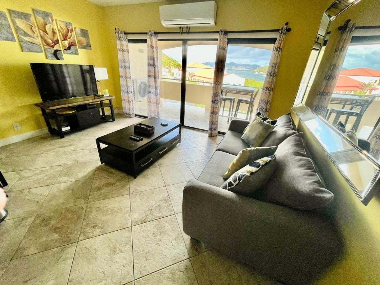 Couples Getaway 1Bed 1Bath Condo In Red Hook Nazareth Exteriör bild
